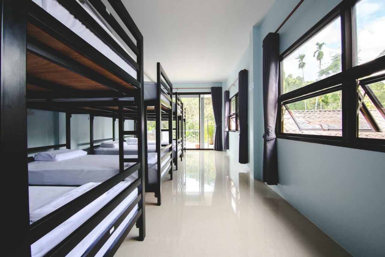 Khaosok Secret Hostel Khao Sok National Park المظهر الخارجي الصورة